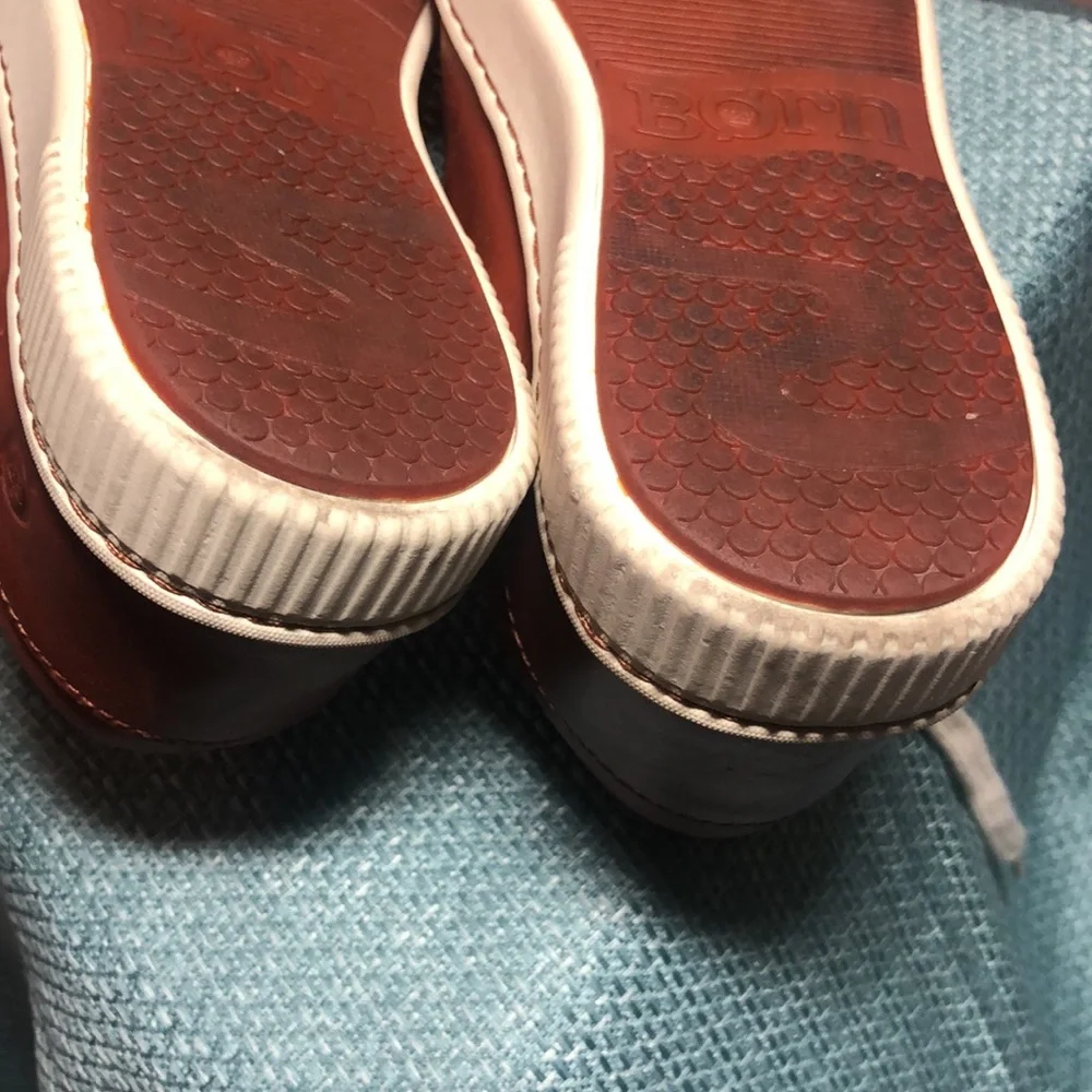 Born Paloma Sneakers size 7M - Picture 3 of 7